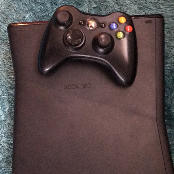 XBox 360 - Picture 5 of 7